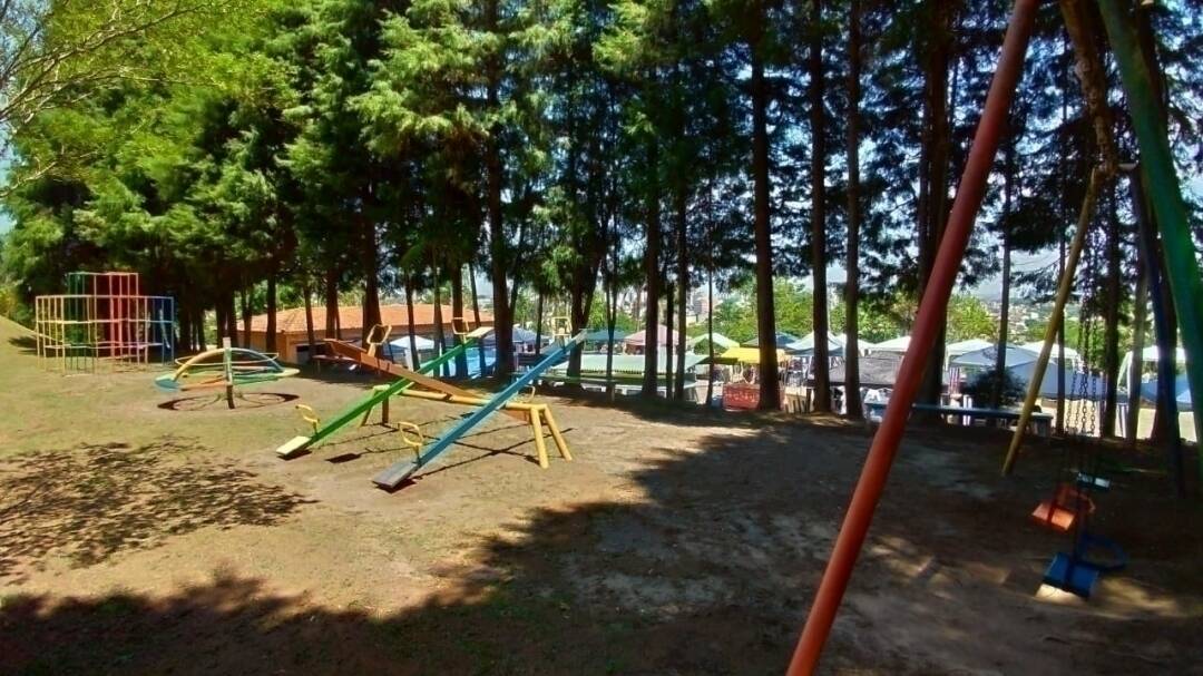 Venda, 4 dormitórios em Parque Espacial - 35